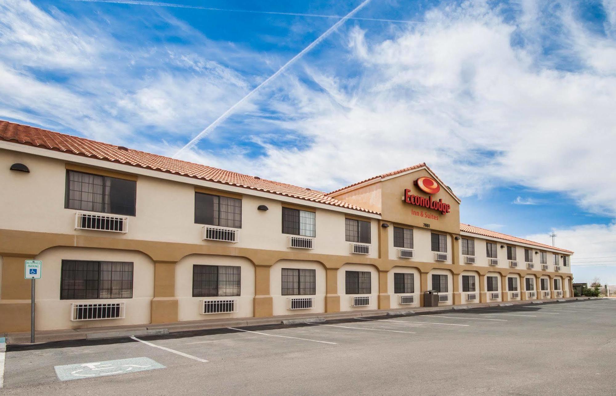 Econo Lodge Inn & Suites Эль-Пасо Экстерьер фото